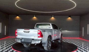 REVO 4WD 2021 2.4 MID MT SMART CAB SILVER  6274 full