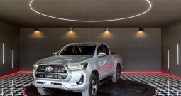 REVO 4WD 2021 2.4 MID MT SMART CAB SILVER  6274