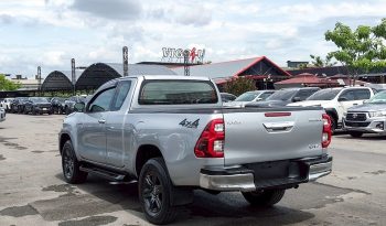 REVO 4WD 2021 2.4 MID MT SMART CAB SILVER  6274 full
