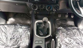 REVO 4WD 2021 2.4 MID MT SMART CAB SILVER  6274 full