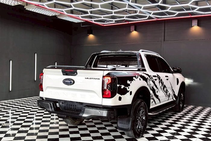 FORD 2WD 2023 2.0 AT DOUBLE CAB WHITE  644 full