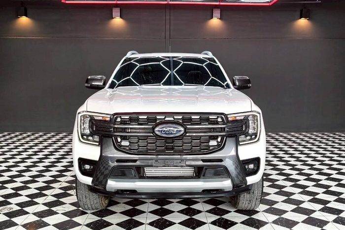 FORD 2WD 2023 2.0 AT DOUBLE CAB WHITE  644 full