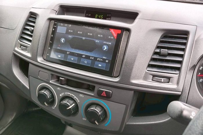 VIGO 4WD 2013 2.7J AT SMART CAB DARKL GREY  645 full