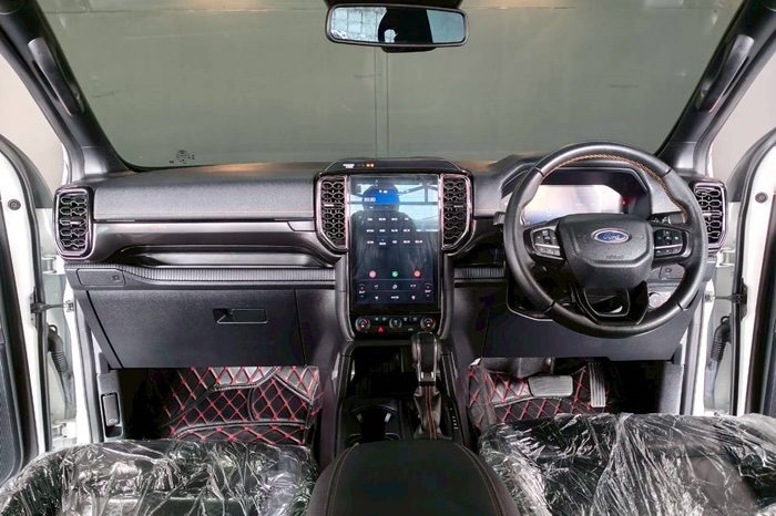 FORD 2WD 2023 2.0 AT DOUBLE CAB WHITE  644 full