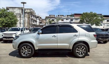 TOYOTA 4WD 2006 3.0V AT FORTUNER SILVER  7011 full