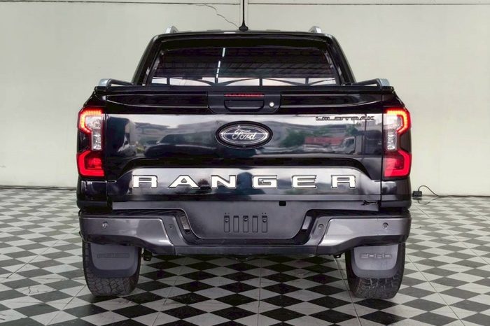 FORD 2WD 2023 2.0 AT DOUBLE CAB BLACK  7045 full