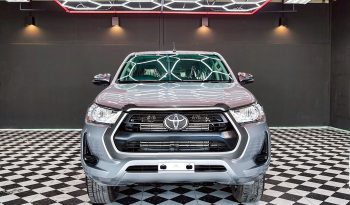 REVO PRE 2020 2.4 ENTRY AT DOUBLE CAB SILVER  7221 full