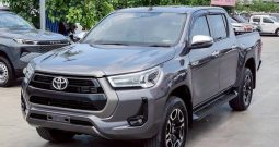 REVO PRE 2021 2.4 MID AT DOUBLE CAB DARK GREY  7975
