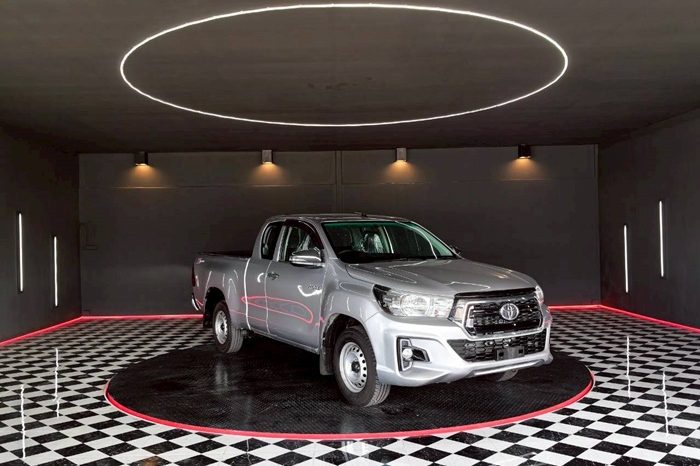 REVO 2WD 2020 2.4E MT SMART CAB SILVER  852 full