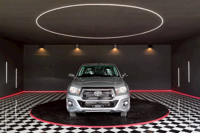 REVO 2WD 2020 2.4E MT SMART CAB SILVER  852 full