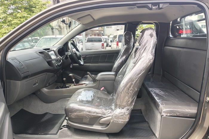 VIGO 4WD 2013 2.7J AT SMART CAB BRONZE  896 full