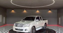 VIGO 2WD 2012 2.5G MT SMART CAB SILVER  9384