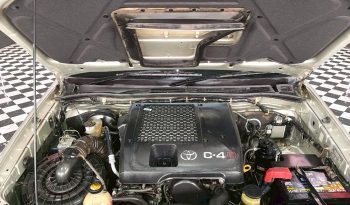VIGO 2WD 2012 2.5G MT SMART CAB SILVER  9384 full