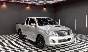 VIGO 2WD 2012 2.5G MT SMART CAB SILVER  9384 full