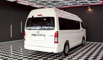 TOYOTA 2WD 2019 3.0 AT COMMUTER WHITE  944 full