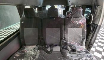 TOYOTA 2WD 2019 3.0 AT COMMUTER WHITE  944 full