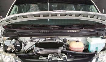 TOYOTA 2WD 2019 3.0 AT COMMUTER WHITE  944 full