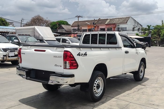 REVO 4WD 2023 2.8 ENTRY MT STANDARD WHITE  9761 full