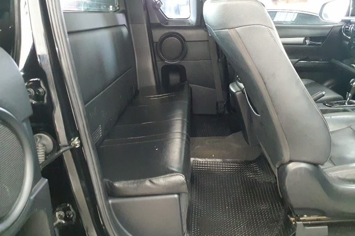 ROCCO 4WD 2022 2.8 HIGHT AT SMART CAB BLACK  1576 full
