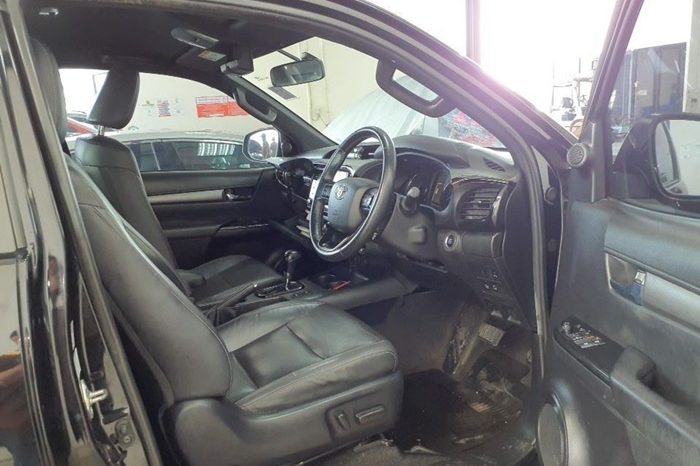 ROCCO 4WD 2022 2.8 HIGHT AT SMART CAB BLACK  1576 full