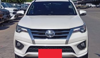 TOYOTA 2WD 2015 2.7V AT FORTUNER WHITE  6208 full