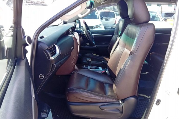 TOYOTA 2WD 2015 2.7V AT FORTUNER WHITE  6208 full