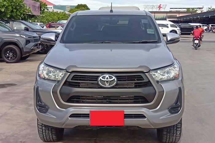 REVO PRE 2020 2.4 ENTRY AT DOUBLE CAB SILVER  7358 full