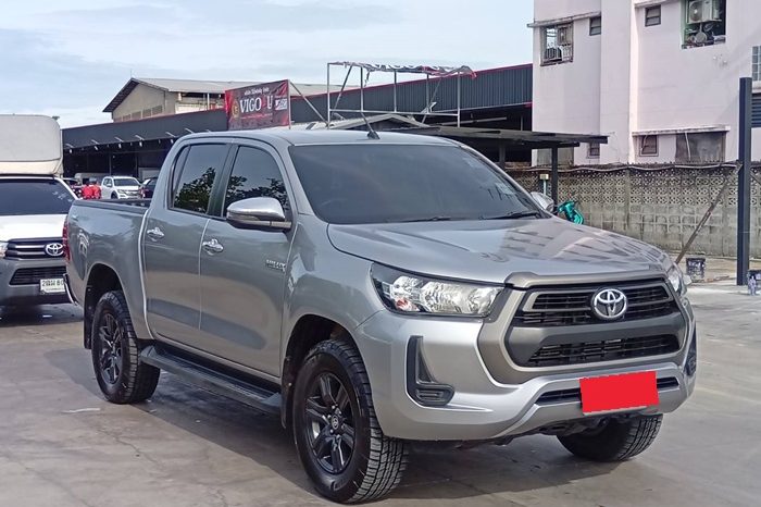 REVO PRE 2020 2.4 ENTRY AT DOUBLE CAB SILVER  7358 full