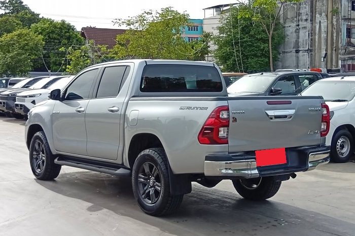 REVO PRE 2020 2.4 ENTRY AT DOUBLE CAB SILVER  7358 full