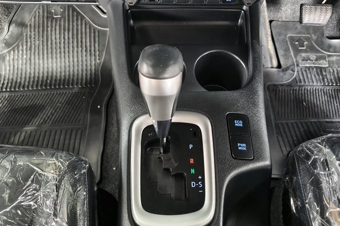 VIGO 4WD 2014 2.7J AT SMART CAB SILVER  6425 full