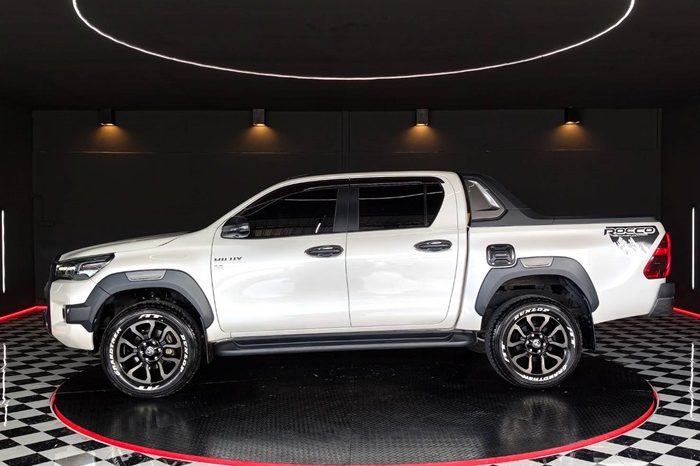 ROCCO PRE 2021 2.4 HIGHT AT DOUBLE CAB WHITE 3488 full