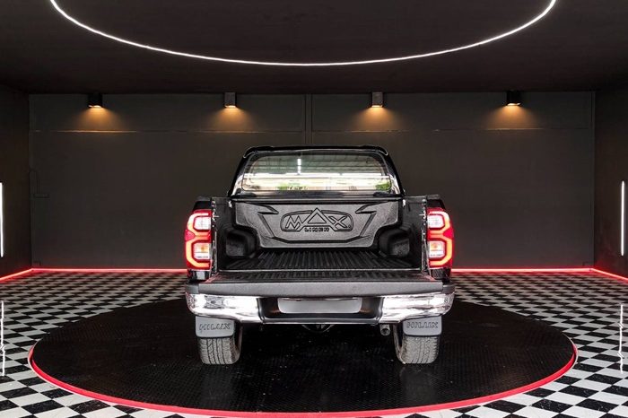 REVO PRE 2021 2.4 MID AT DOUBLE CAB BLACK  6041 full