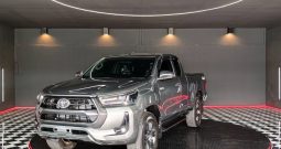 REVO 4WD 2021 2.4 MID MT SMART CAB SILVER  4259