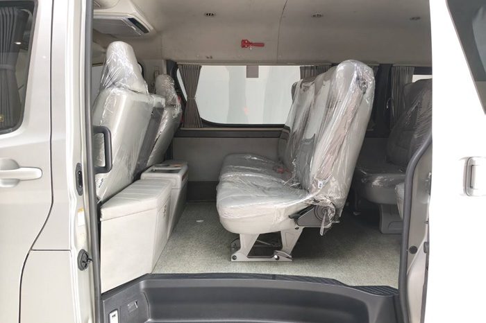 REVO 4WD 2021 2.8 ENTRY MT STANDARD WHITE  7098 full