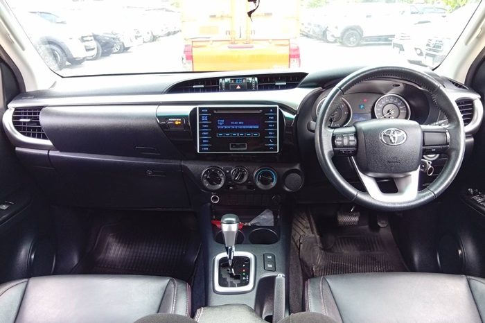 REVO PRE 2017 2.4E AT SMART CAB BLACK  1342 full