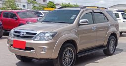 TOYOTA 4WD 2005 2.7V AT FORTUNER BROWN  5511