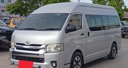 TOYOTA 2WD 2018 3.0 MT COMMUTER SILVER  3971