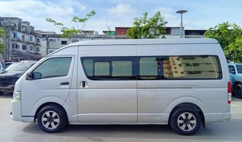 TOYOTA 2WD 2018 3.0 MT COMMUTER SILVER  3971 full