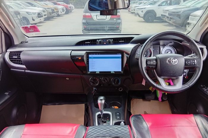 REVO PRE 2021 2.4 MID AT DOUBLE CAB WHITE  2989 full