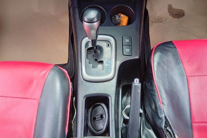 REVO PRE 2021 2.4 MID AT DOUBLE CAB WHITE  2989 full