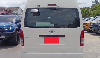 TOYOTA 2WD 2019 2.7 MT COMMUTER WHITE  8236 full