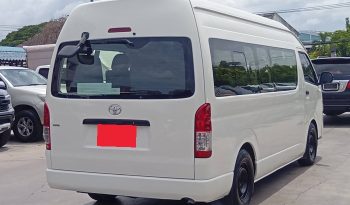 TOYOTA 2WD 2019 2.7 MT COMMUTER WHITE  8236 full