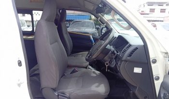 TOYOTA 2WD 2019 2.7 MT COMMUTER WHITE  8236 full