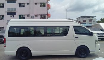 TOYOTA 2WD 2019 2.7 MT COMMUTER WHITE  8236 full