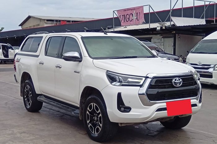 REVO 4WD 2022 2.4 MID MT DOUBLE CAB WHITE  8047 full