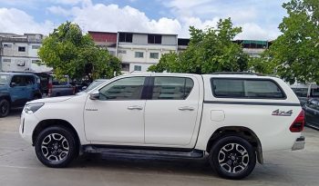 REVO 4WD 2022 2.4 MID MT DOUBLE CAB WHITE  8047 full