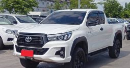 REVO 4WD 2019 2.4E MT SMART CAB WHITE  4442