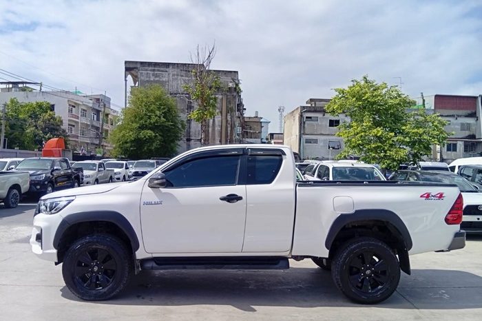 REVO 4WD 2019 2.4E MT SMART CAB WHITE  4442 full