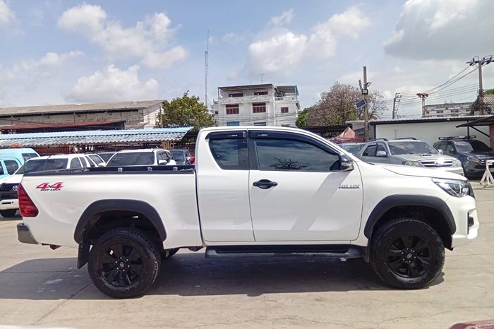 REVO 4WD 2019 2.4E MT SMART CAB WHITE  4442 full