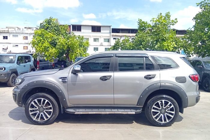 FORD 4WD 2020 2.0 AT SUV EVEREST GREY  5152 full